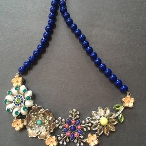 Statement necklace